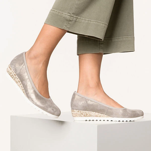 Gabor Keilpumps 2 Gabor Keilpumps – Bild 2